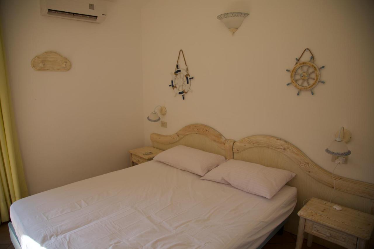 Villino A 90 M Dal Mare A Capo D'Orso Appartement Palau Buitenkant foto